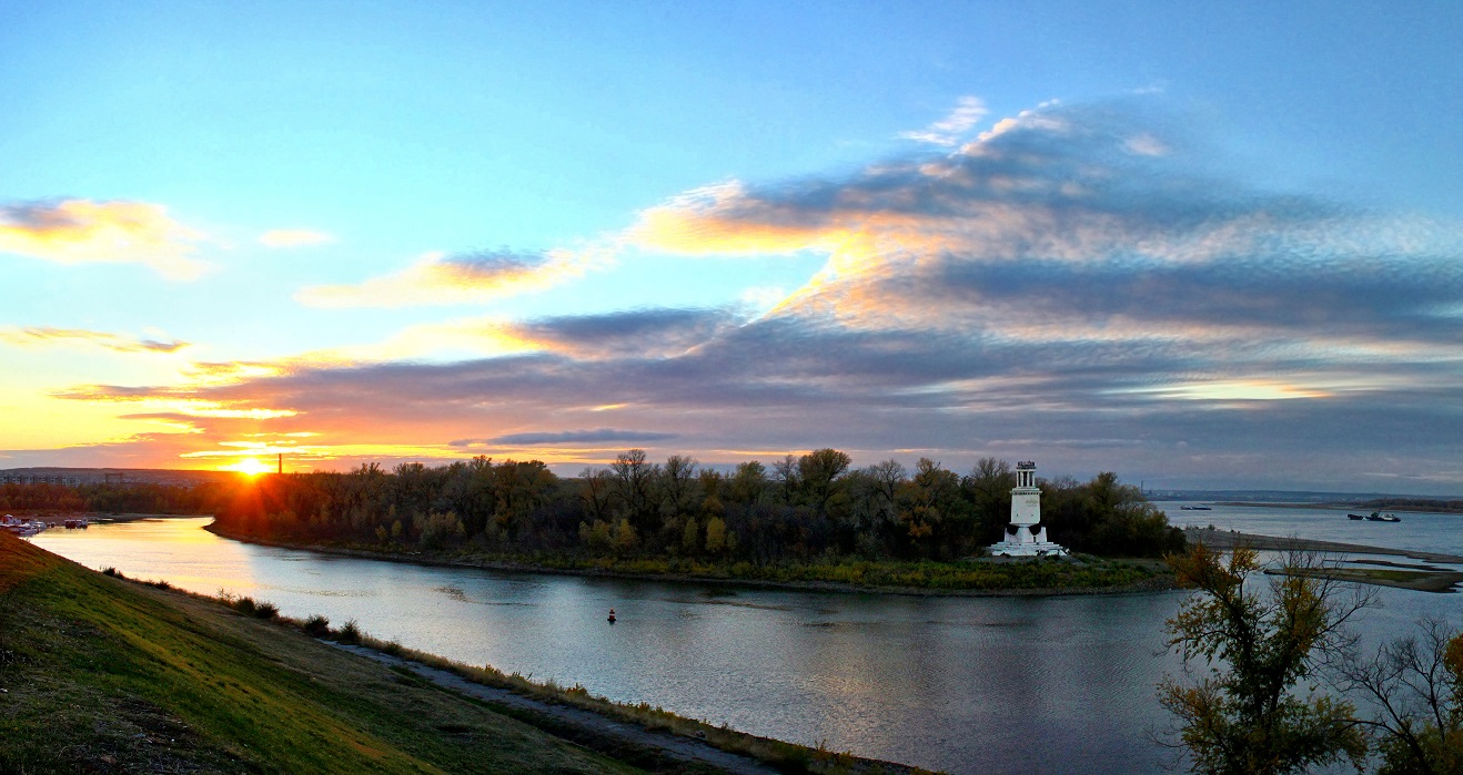 Волгоград река Волга в хорошем качестве